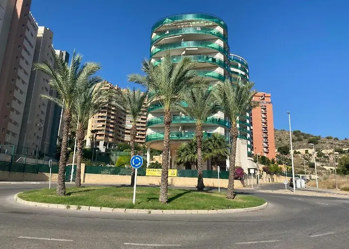 Solmontesmare Benidorm * 칼라 데 피네스트라트
